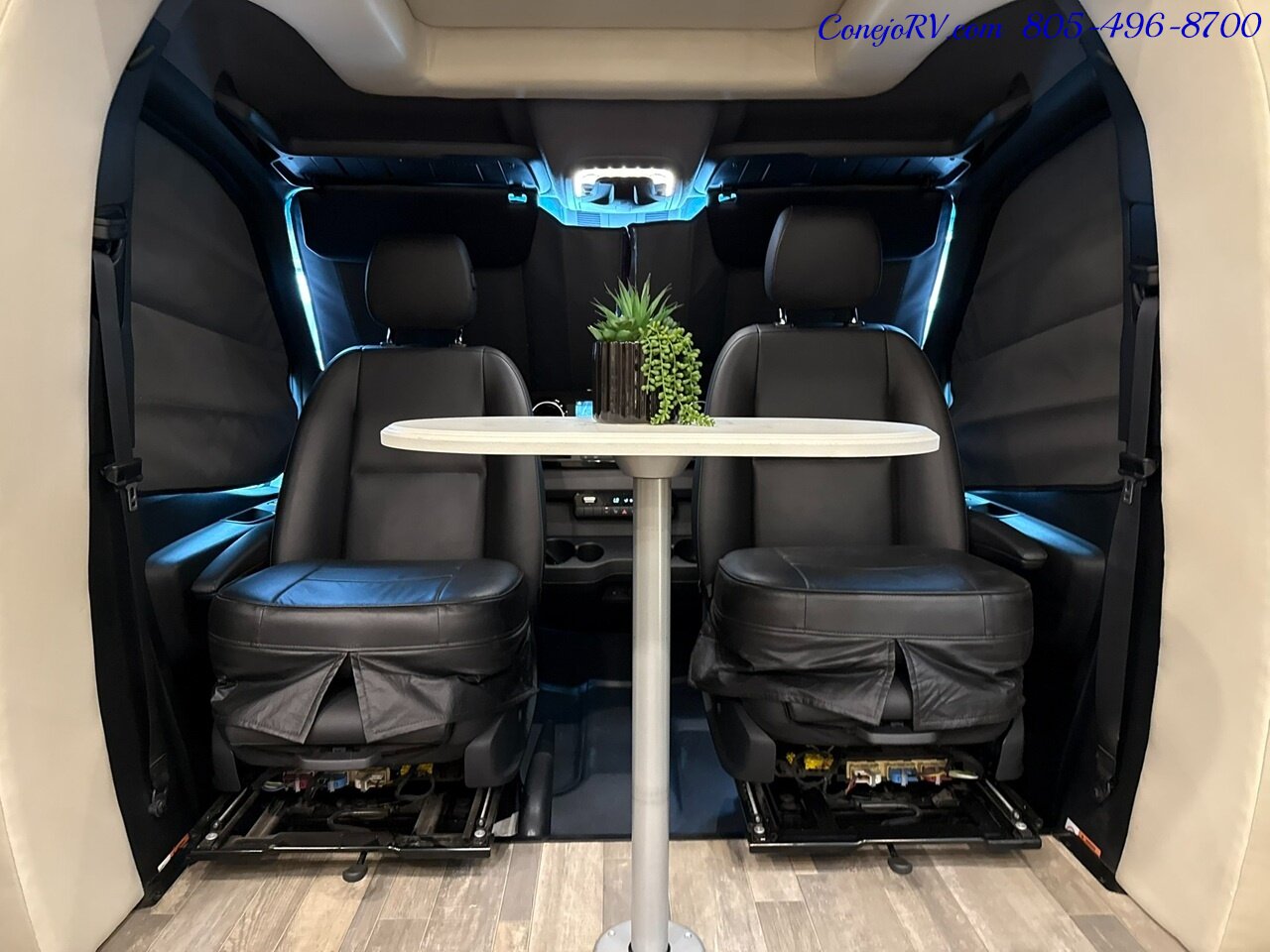 2020 Tiffin Wayfarer 25RW Murphy Bed Full Wall Slide-Out Theater Seats  Mercedes Turbo Diesel Full Body Paint - Photo 33 - Thousand Oaks, CA 91360