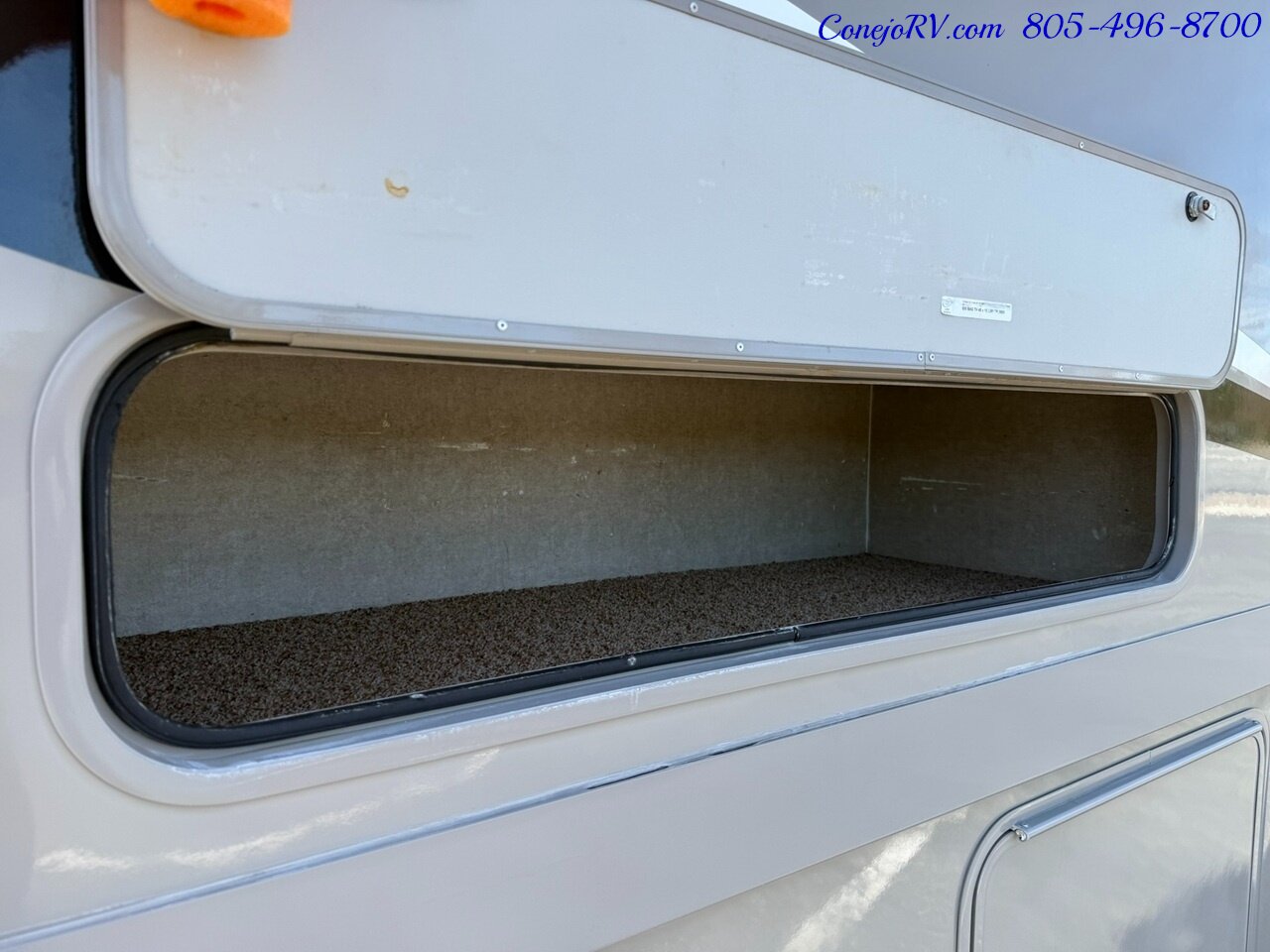 2016 Coachmen Pursuit 27KP B Full Wall Slide Cab Over Bunk 53K   - Photo 43 - Thousand Oaks, CA 91360