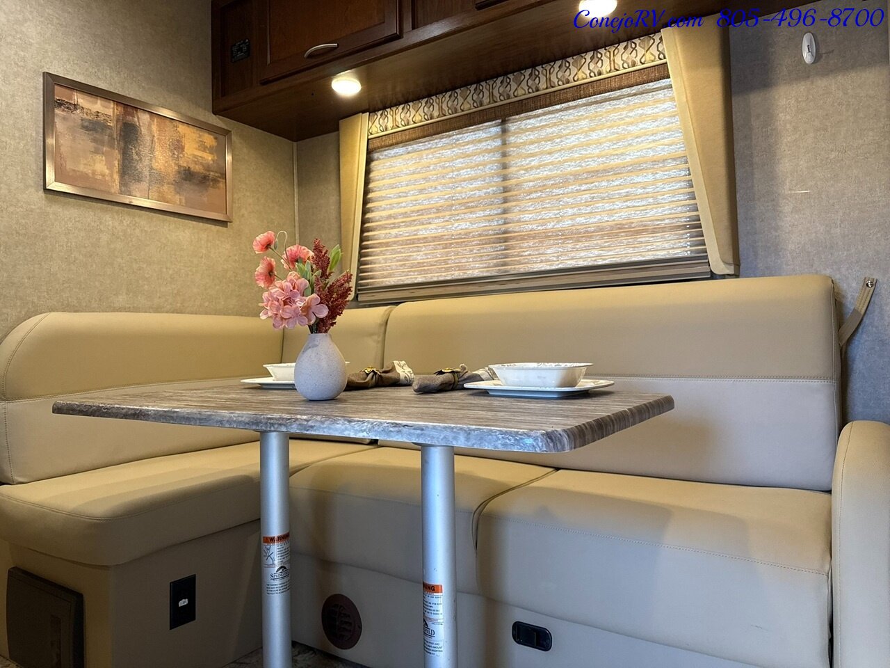 2016 Coachmen Pursuit 27KP B Full Wall Slide Cab Over Bunk 53K   - Photo 8 - Thousand Oaks, CA 91360