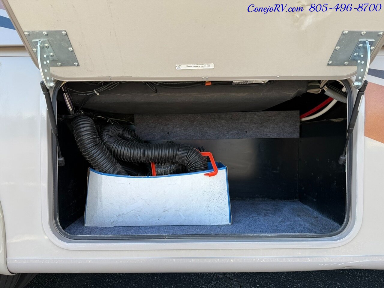 2016 Coachmen Pursuit 27KP B Full Wall Slide Cab Over Bunk 53K   - Photo 41 - Thousand Oaks, CA 91360