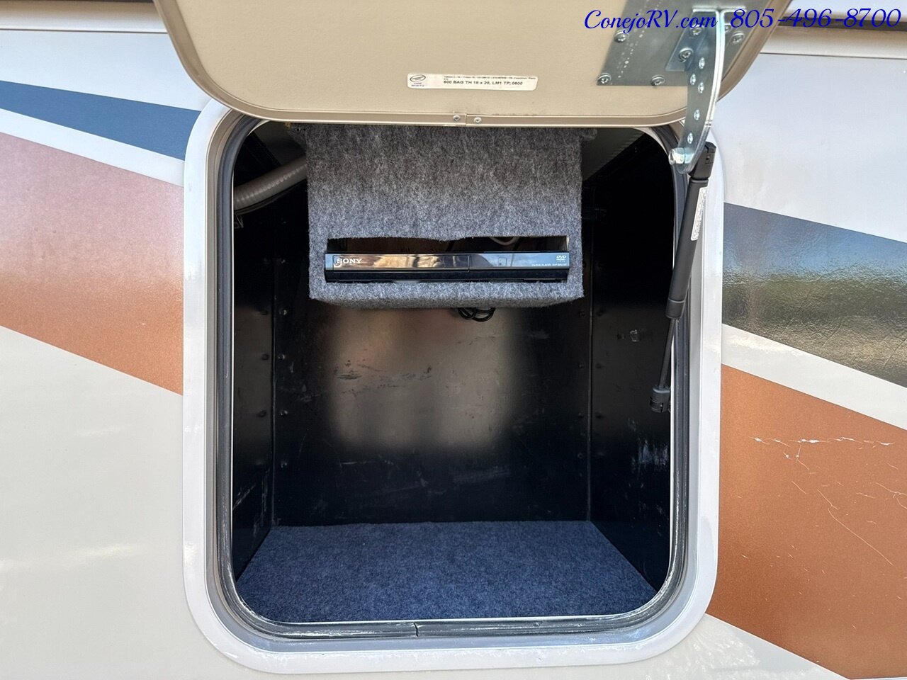 2016 Coachmen Pursuit 27KP B Full Wall Slide Cab Over Bunk 53K   - Photo 40 - Thousand Oaks, CA 91360