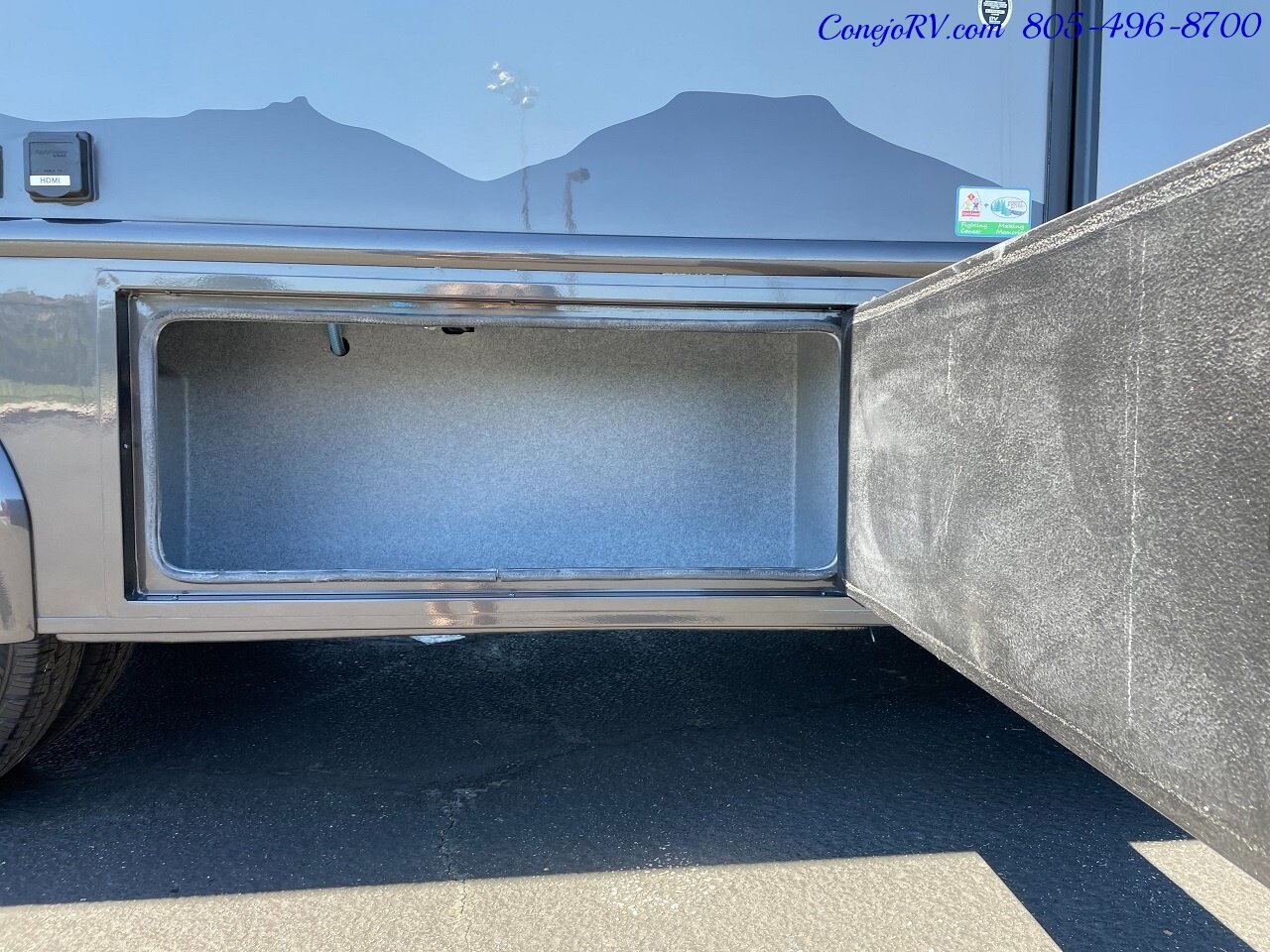 2024 DYNAMAX Isata 3 Series 24FW Freedom Edition Light Full-Wall Slide HYDRAULIC  LEVELERS Full Body Paint Mercedes Turbo Diesel - Photo 43 - Thousand Oaks, CA 91360