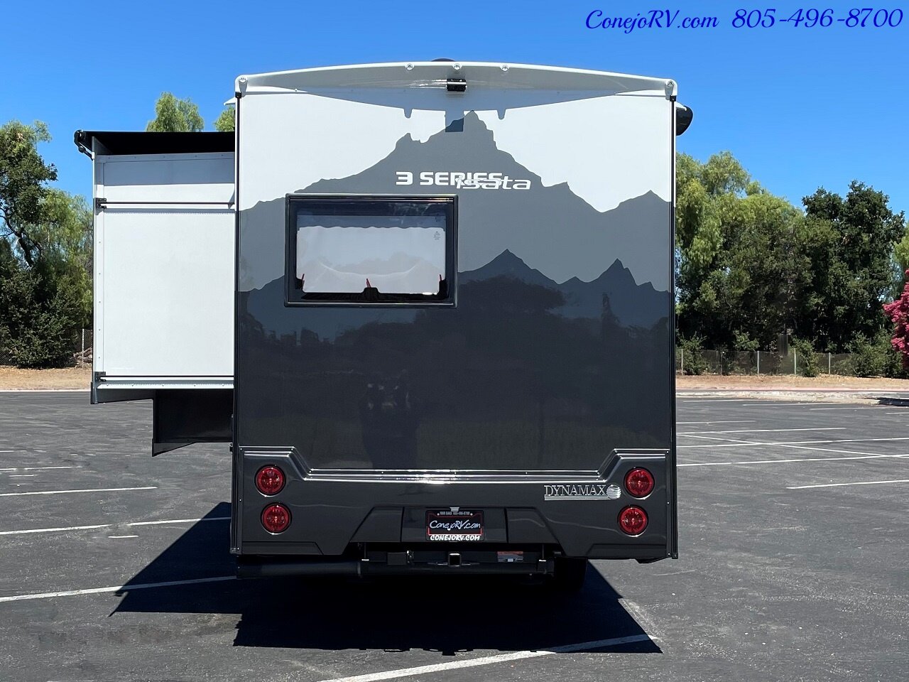 2024 DYNAMAX Isata 3 Series 24FW Freedom Edition Light Full-Wall Slide HYDRAULIC  LEVELERS Full Body Paint Mercedes Turbo Diesel - Photo 51 - Thousand Oaks, CA 91360