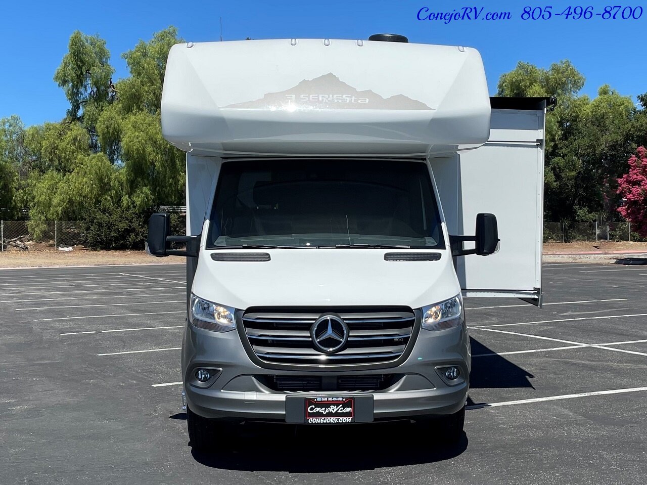 2024 DYNAMAX Isata 3 Series 24FW Freedom Edition Light Full-Wall Slide HYDRAULIC  LEVELERS Full Body Paint Mercedes Turbo Diesel - Photo 52 - Thousand Oaks, CA 91360