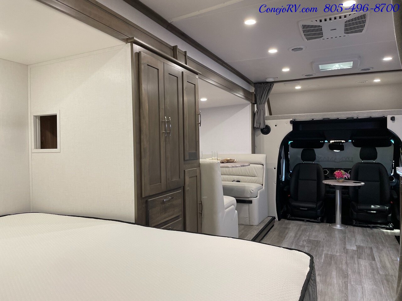 2024 DYNAMAX Isata 3 Series 24FW Freedom Edition Light Full-Wall Slide HYDRAULIC  LEVELERS Full Body Paint Mercedes Turbo Diesel - Photo 26 - Thousand Oaks, CA 91360