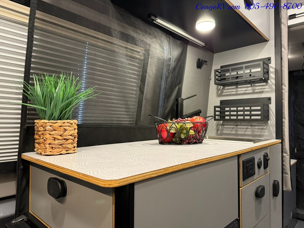 2024 Winnebago Revel 44EC 2.5-1 AWD Sprinter Mercedes Turbo Diesel, 8.4KWH  Lithionics System 26K Miles - Photo 11 - Thousand Oaks, CA 91360