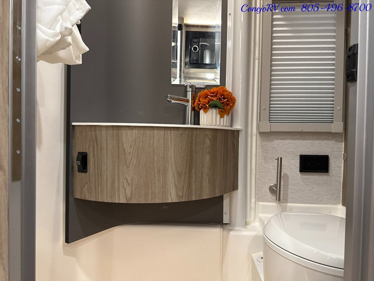 2026 Winnebago Ekko 22A Lithium Power 310HP All Wheel Drive   - Photo 17 - Thousand Oaks, CA 91360