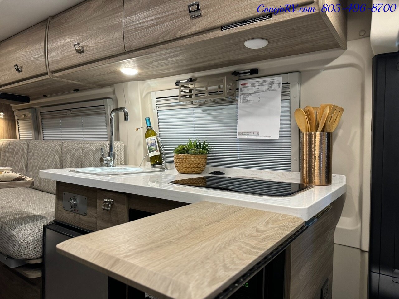 2025 Winnebago Travato 59K Touring Coach 2.8KW Onan Generator   - Photo 8 - Thousand Oaks, CA 91360