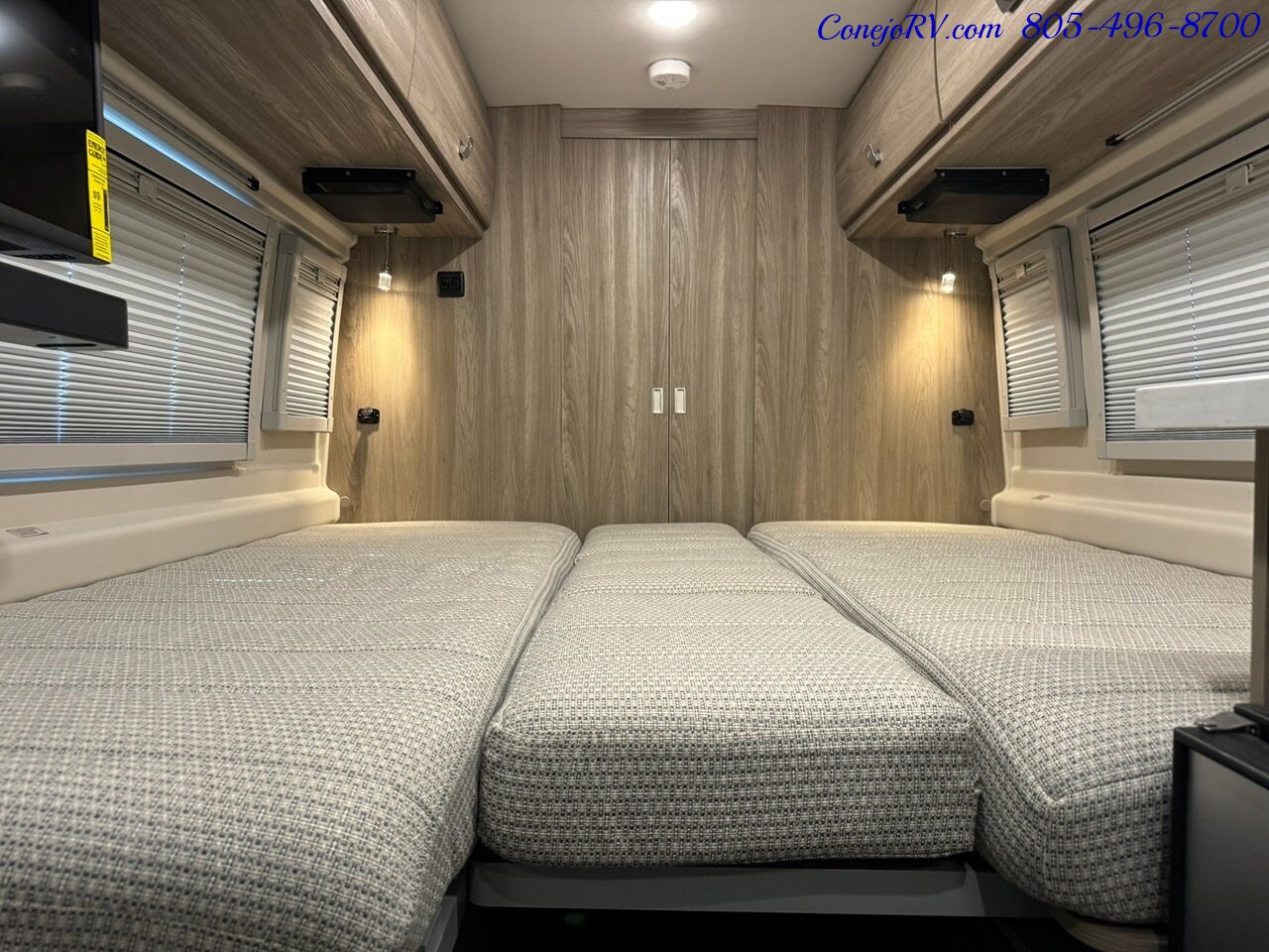 2025 Winnebago Travato 59K Touring Coach 2.8KW Onan Generator   - Photo 20 - Thousand Oaks, CA 91360