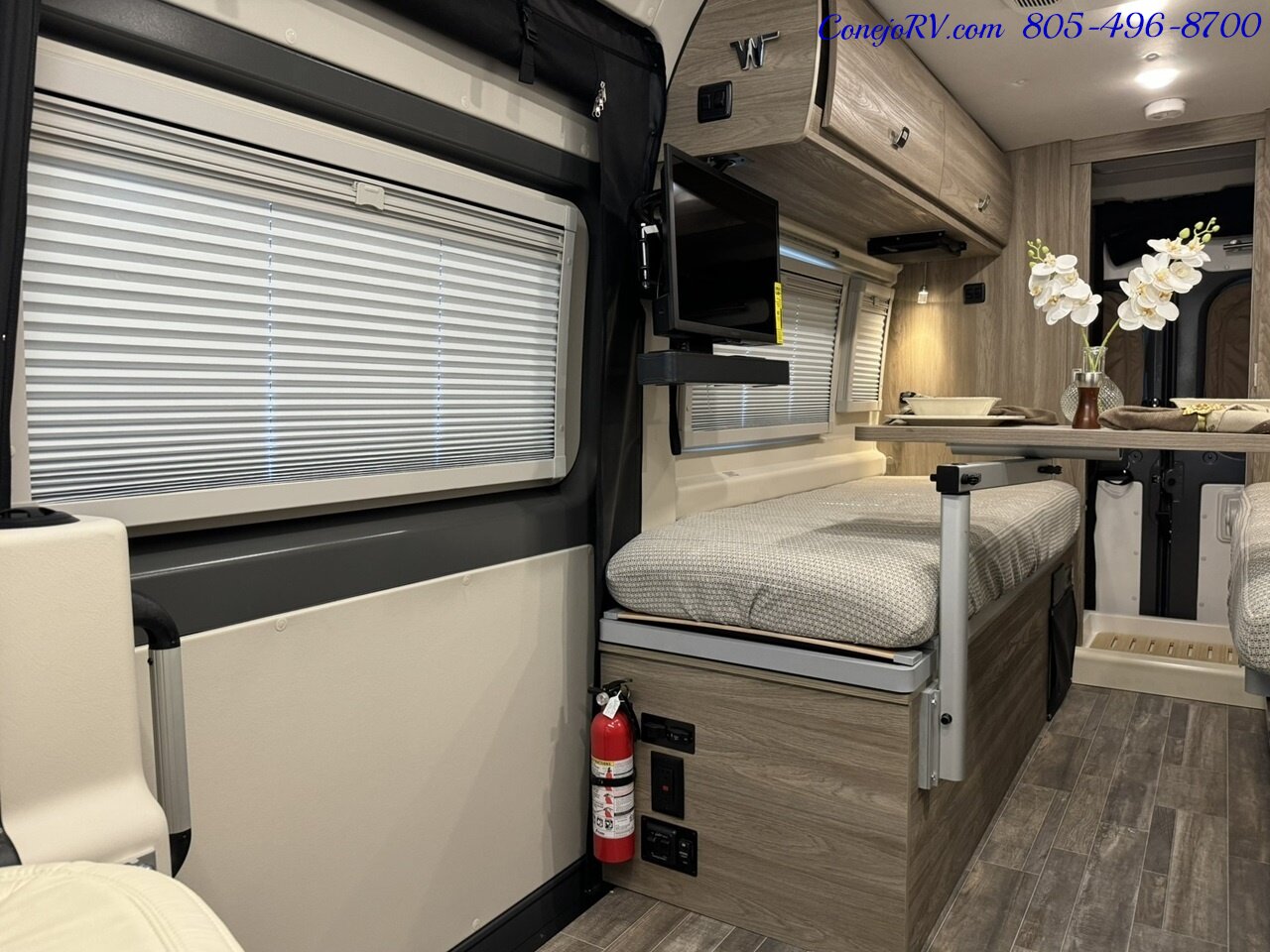 2025 Winnebago Travato 59K Touring Coach 2.8KW Onan Generator   - Photo 7 - Thousand Oaks, CA 91360