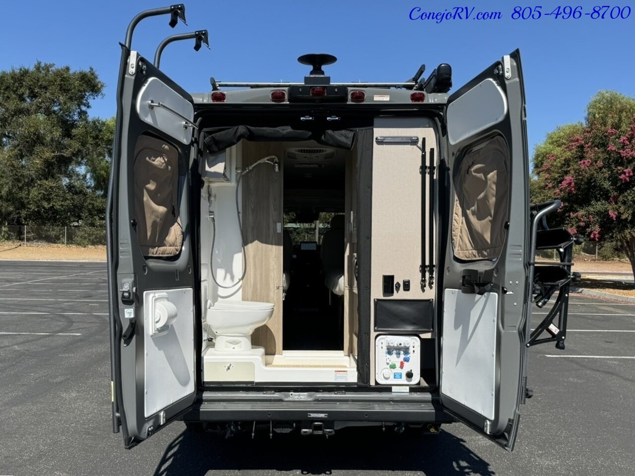 2025 Winnebago Travato 59K Touring Coach 2.8KW Onan Generator   - Photo 39 - Thousand Oaks, CA 91360