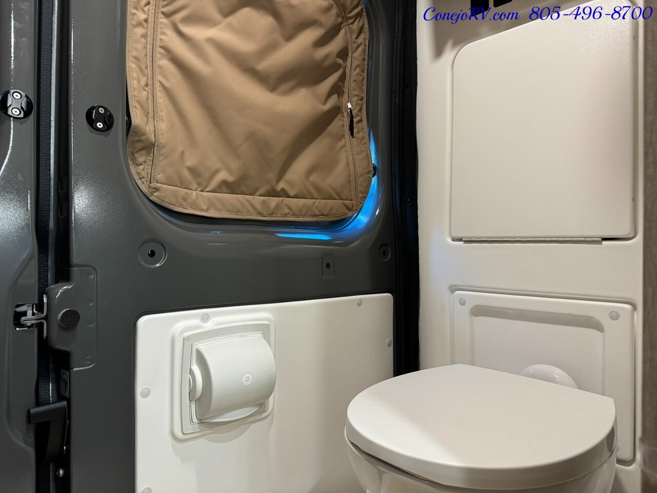 2025 Winnebago Travato 59K Touring Coach 2.8KW Onan Generator   - Photo 18 - Thousand Oaks, CA 91360