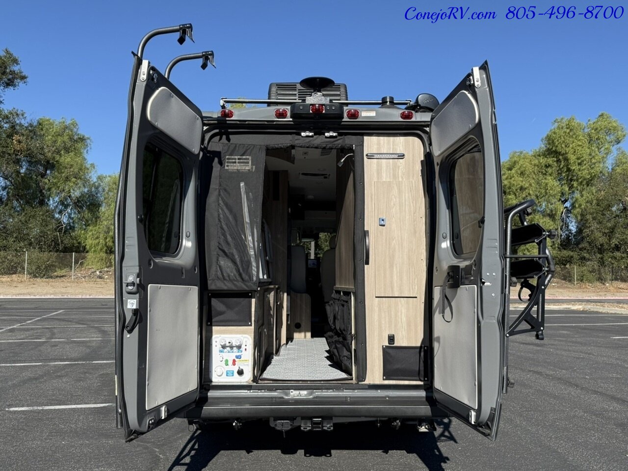 2023 Winnebago Travato 59G Touring Coach Full Galley Murphy Bed 8K Miles - Photo 33 - Thousand Oaks, CA 91360