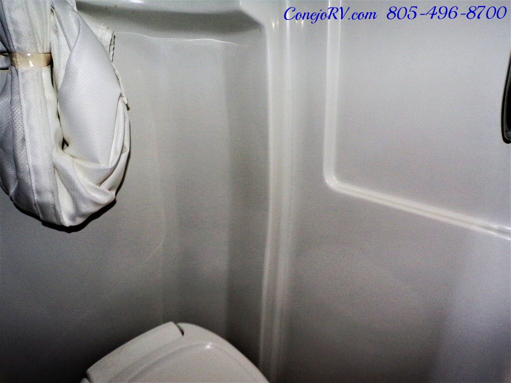 2015 Airstream Interstate 3500L EXT 24ft Mercedes Turbo Diesel   - Photo 13 - Thousand Oaks, CA 91360