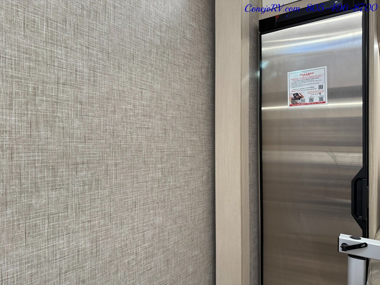 2026 Tiffin Wayfarer 25XLW Slide-Out Theater Seats Mercedes Turbo Diesel  Full Body Paint - Photo 16 - Thousand Oaks, CA 91360