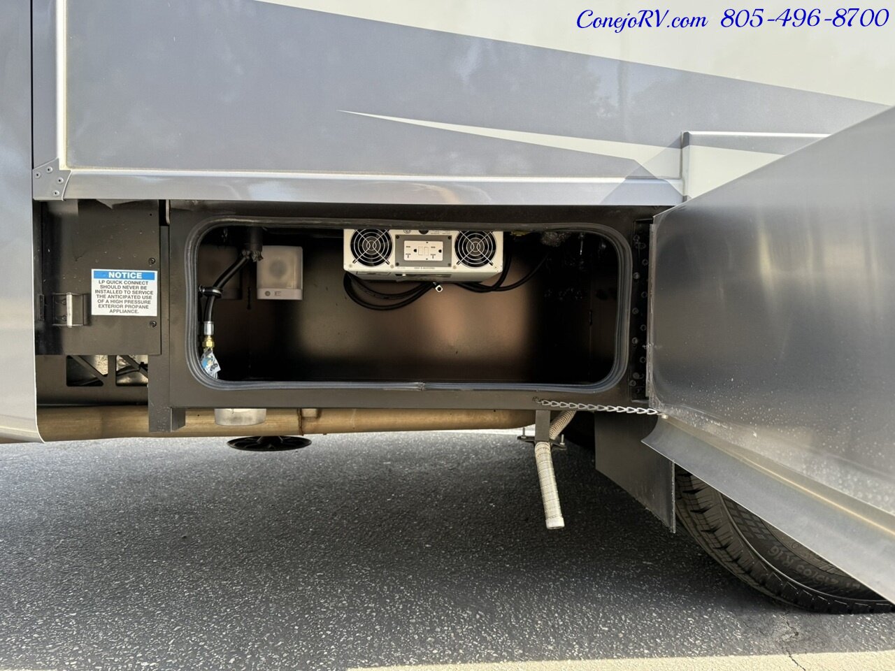 2026 Tiffin Wayfarer 25XLW Slide-Out Theater Seats Mercedes Turbo Diesel  Full Body Paint - Photo 54 - Thousand Oaks, CA 91360