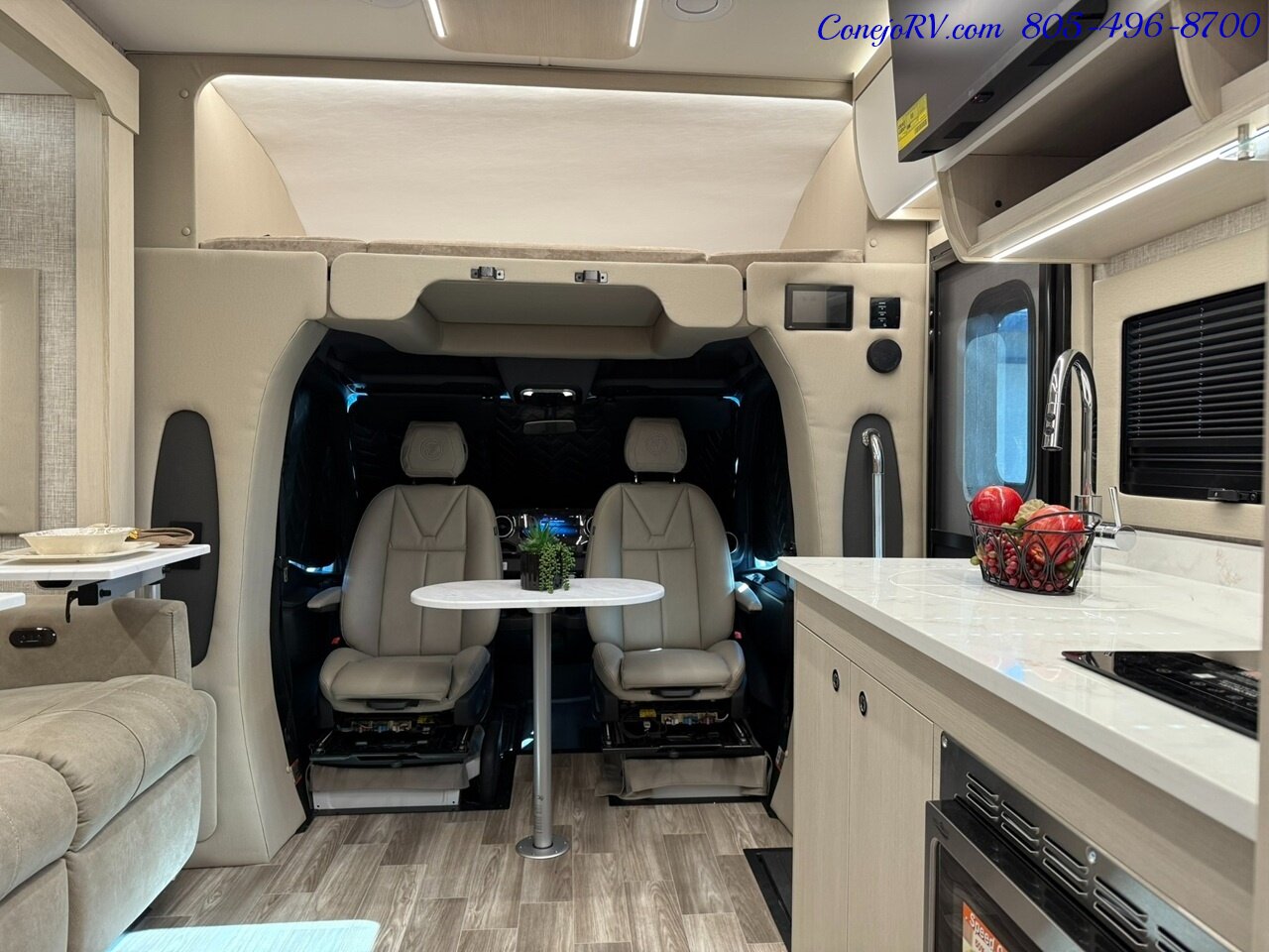 2026 Tiffin Wayfarer 25XLW Slide-Out Theater Seats Mercedes Turbo Diesel  Full Body Paint - Photo 31 - Thousand Oaks, CA 91360