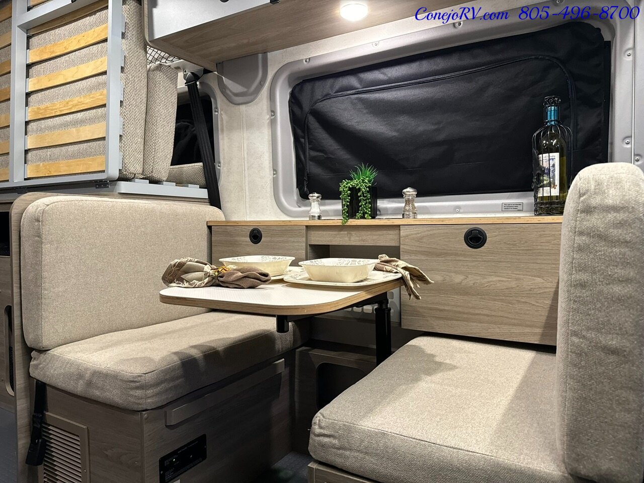 2022 Winnebago Solis Pocket 36A Murphy Bed Full Galley 28K Miles   - Photo 8 - Thousand Oaks, CA 91360