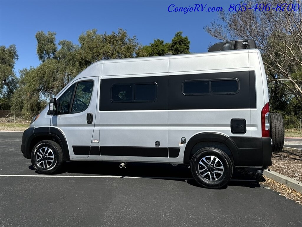 2022 Winnebago Solis Pocket 36A Murphy Bed Full Galley 28K Miles   - Photo 2 - Thousand Oaks, CA 91360