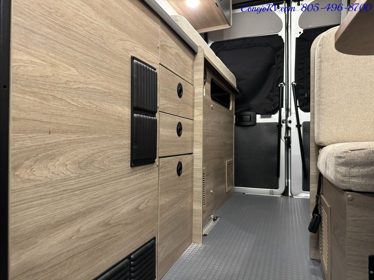 2022 Winnebago Solis Pocket 36A Murphy Bed Full Galley 28K Miles   - Photo 13 - Thousand Oaks, CA 91360