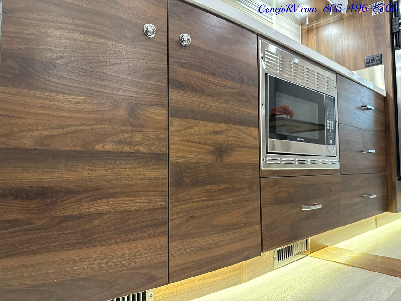 2022 Winnebago View 24D Full Wall Slide-Out Theater Seats Mercedes Turbo  Diesel - Photo 12 - Thousand Oaks, CA 91360