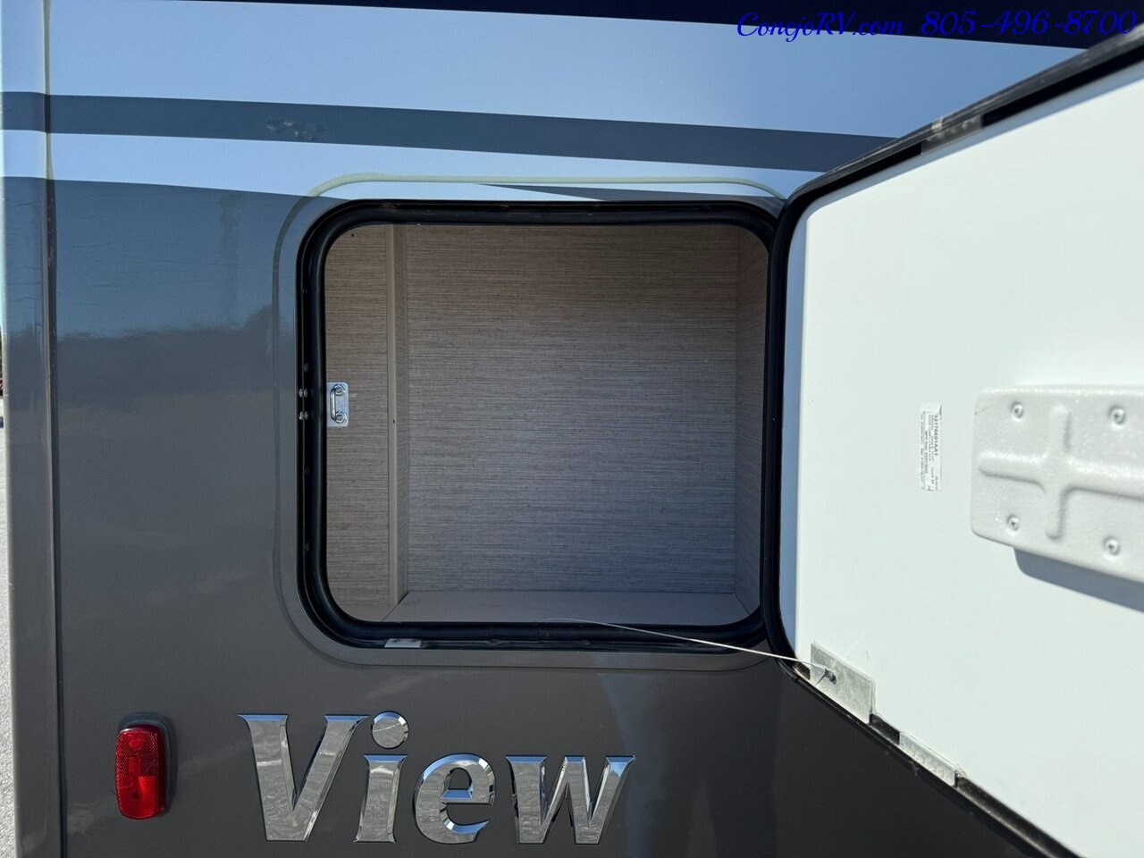 2022 Winnebago View 24D Full Wall Slide-Out Theater Seats Mercedes Turbo  Diesel - Photo 46 - Thousand Oaks, CA 91360