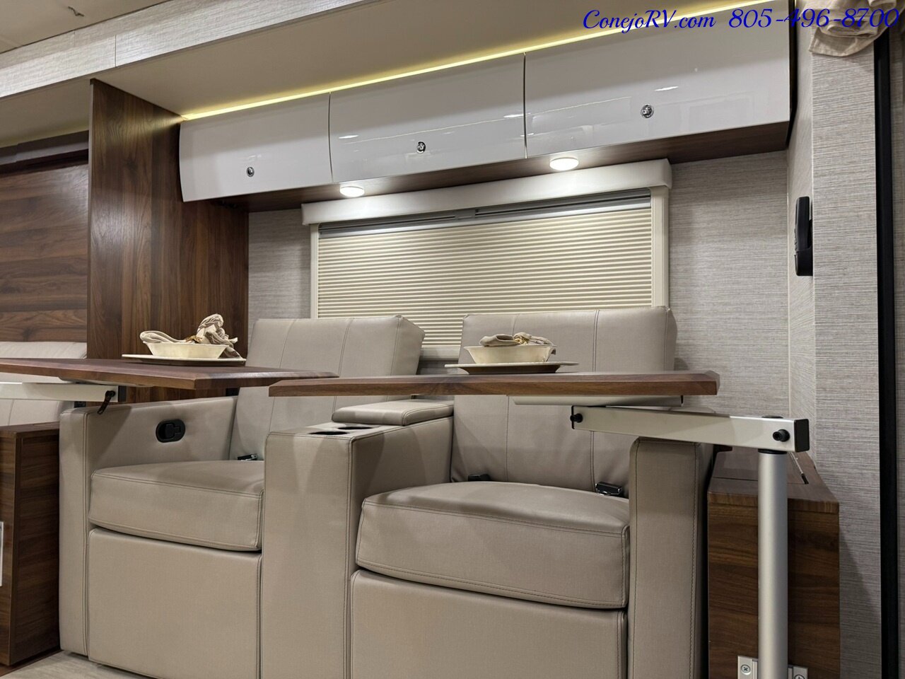2022 Winnebago View 24D Full Wall Slide-Out Theater Seats Mercedes Turbo  Diesel - Photo 8 - Thousand Oaks, CA 91360