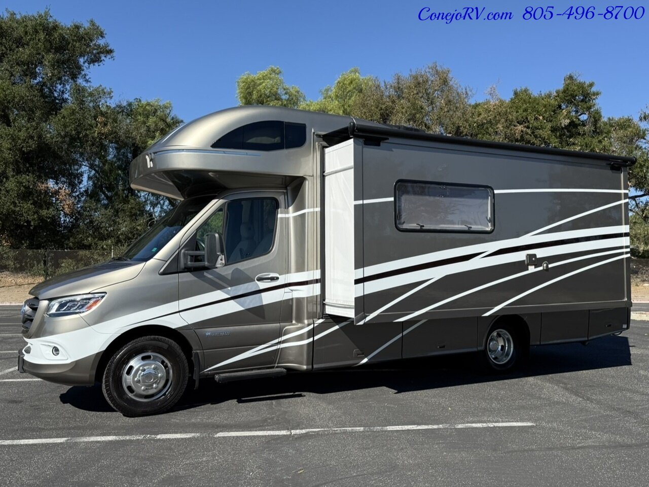2022 Winnebago View 24D Full Wall Slide-Out Theater Seats Mercedes Turbo  Diesel - Photo 1 - Thousand Oaks, CA 91360