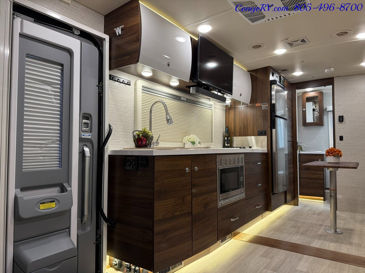 2022 Winnebago View 24D Full Wall Slide-Out Theater Seats Mercedes Turbo  Diesel - Photo 7 - Thousand Oaks, CA 91360