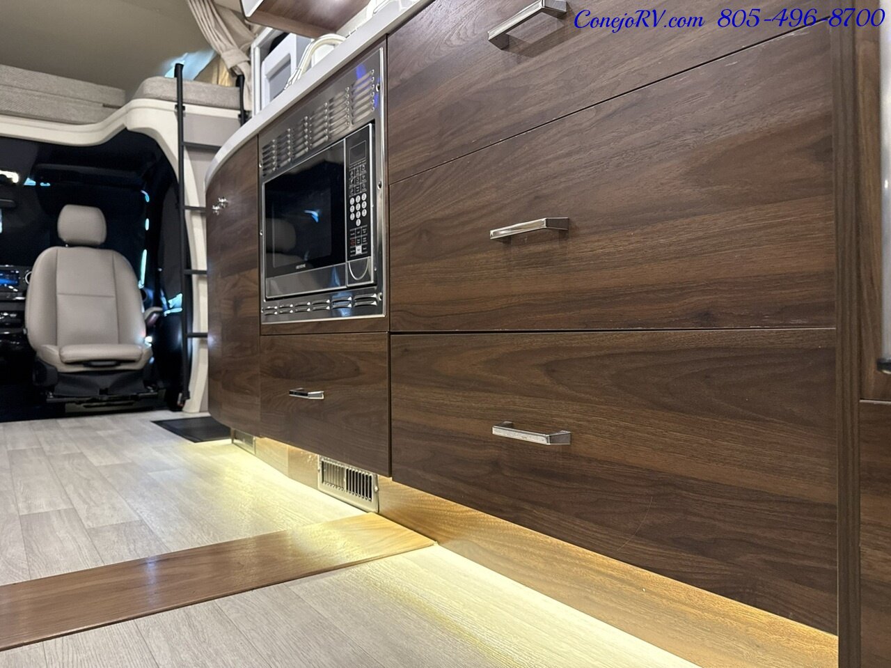 2022 Winnebago View 24D Full Wall Slide-Out Theater Seats Mercedes Turbo  Diesel - Photo 17 - Thousand Oaks, CA 91360