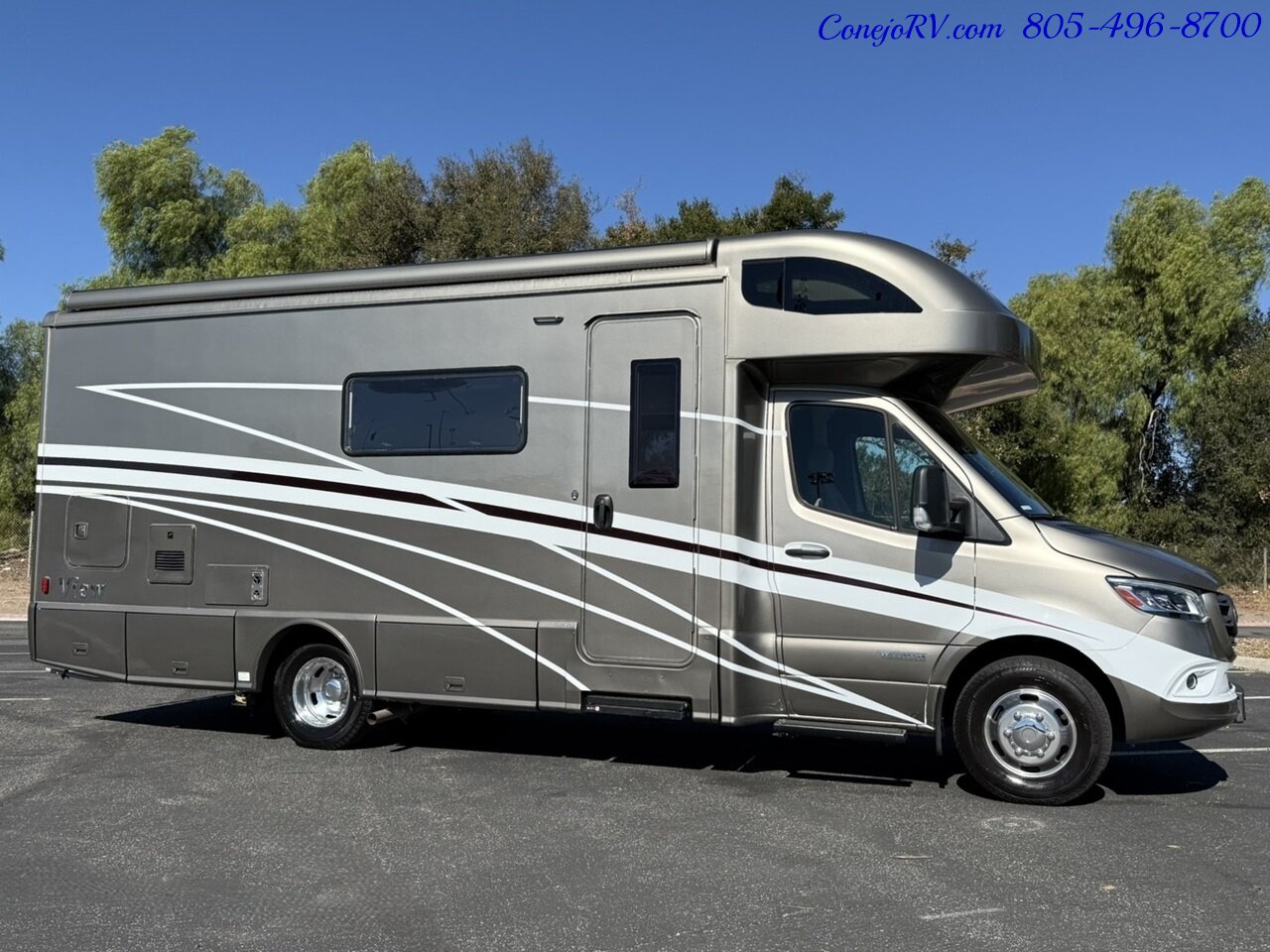 2022 Winnebago View 24D Full Wall Slide-Out Theater Seats Mercedes Turbo  Diesel - Photo 3 - Thousand Oaks, CA 91360
