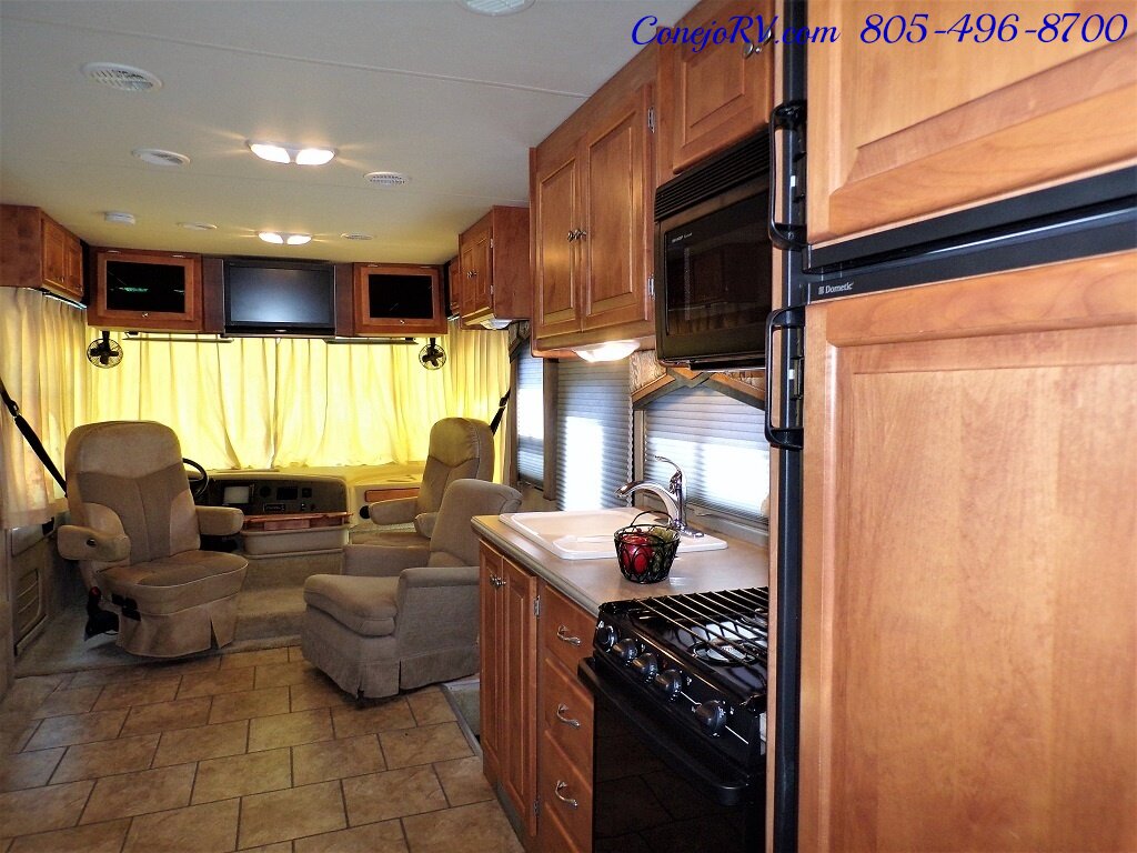 2009 Allegro Open Road 32BA Double Slide Outs   - Photo 27 - Thousand Oaks, CA 91360