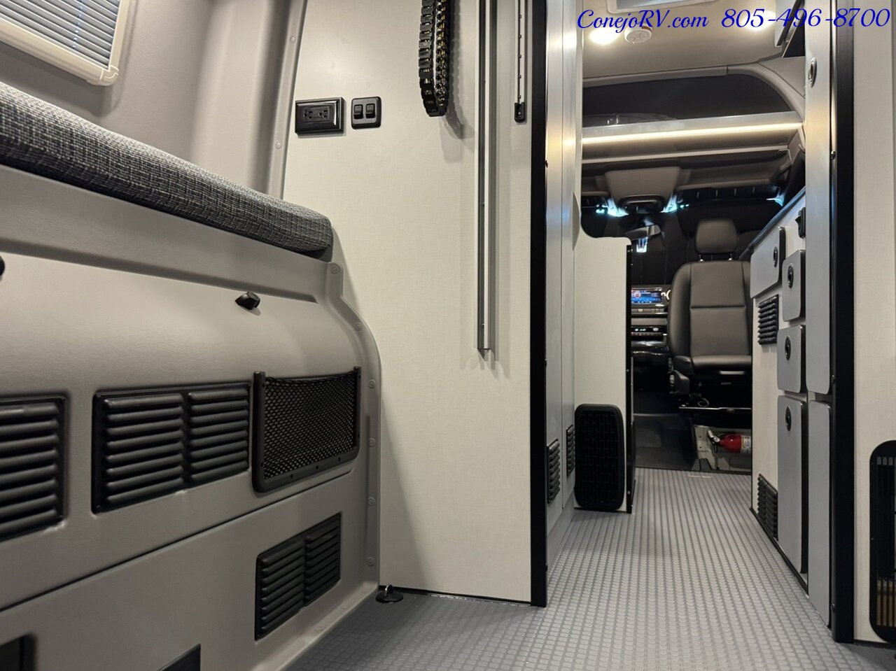 2024 Winnebago Revel 44E 4X4 Sprinter Mercedes Turbo Diesel, 320 AH Lithium   - Photo 31 - Thousand Oaks, CA 91360