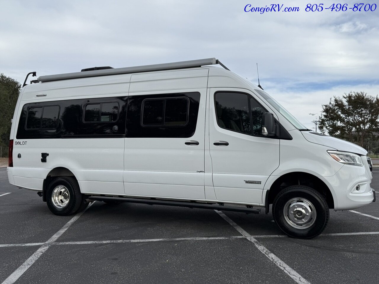 2020 Winnebago Boldt 70BL Volta Lithium System Mercedes Turbo Diesel 28K  Miles - Photo 3 - Thousand Oaks, CA 91360