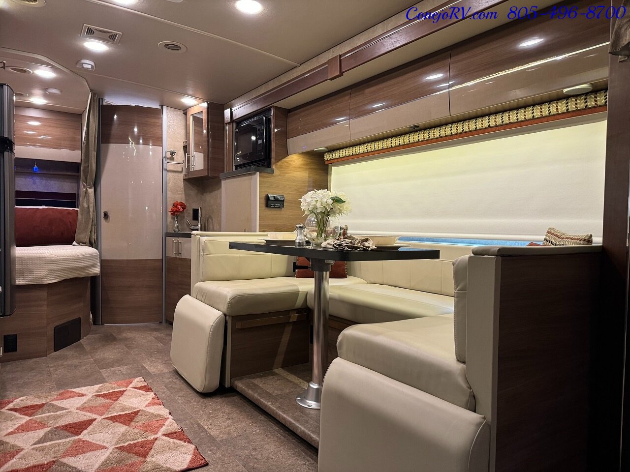 2016 Winnebago Navion 24J Slide-Out Mercedes Turbo Diesel   - Photo 6 - Thousand Oaks, CA 91360