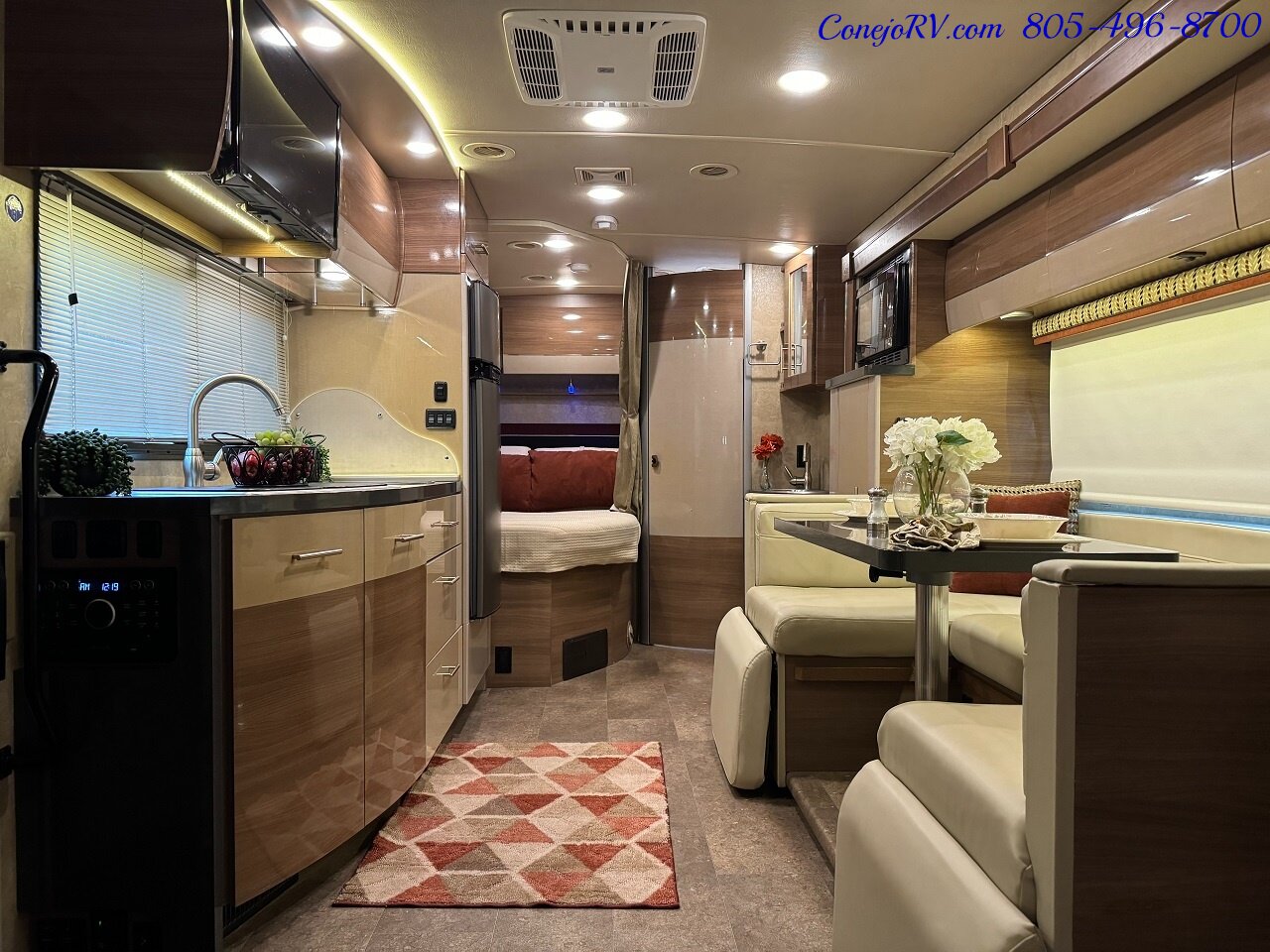 2016 Winnebago Navion 24J Slide-Out Mercedes Turbo Diesel   - Photo 5 - Thousand Oaks, CA 91360