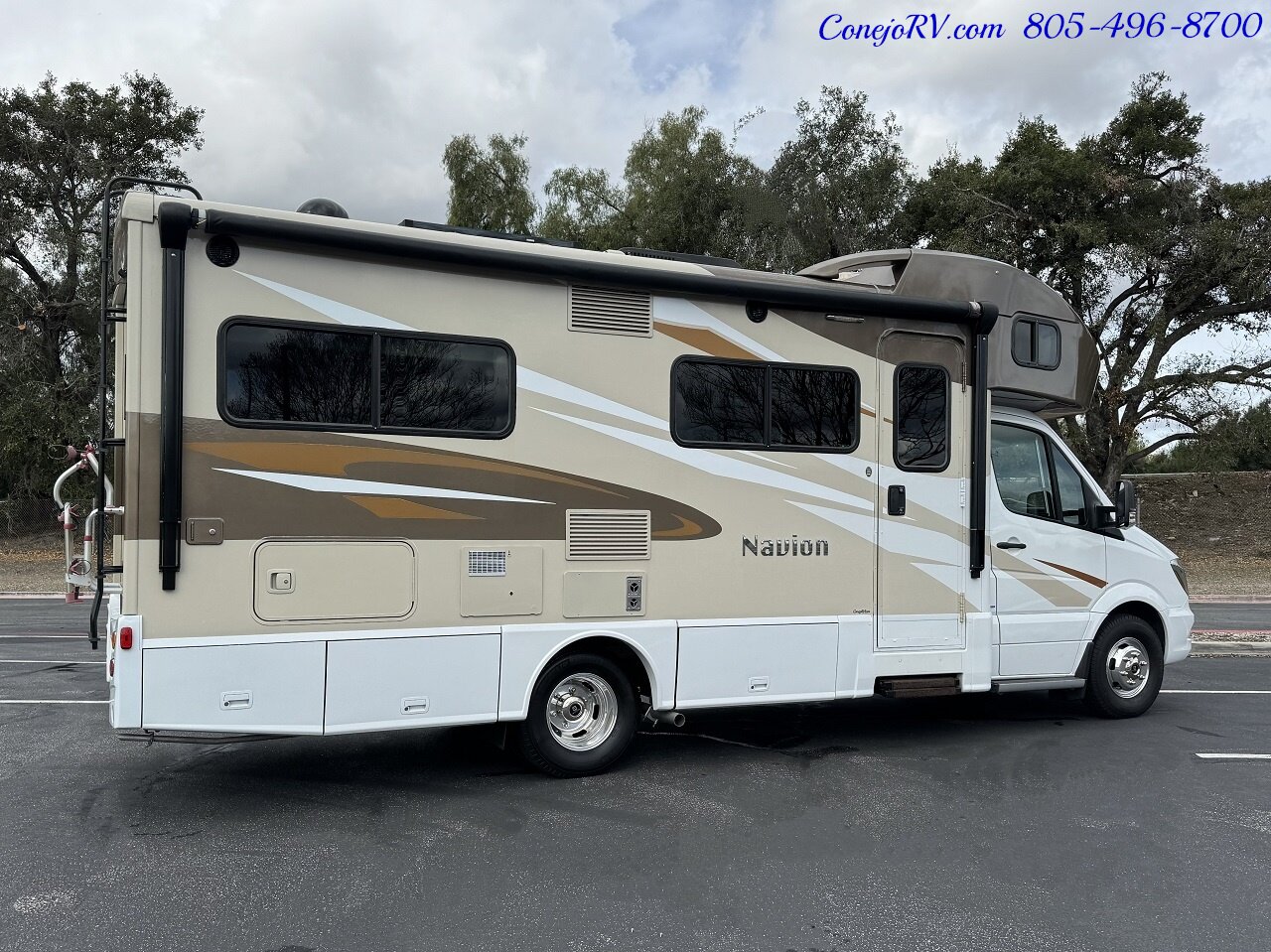 2016 Winnebago Navion 24J Slide-Out Mercedes Turbo Diesel   - Photo 4 - Thousand Oaks, CA 91360