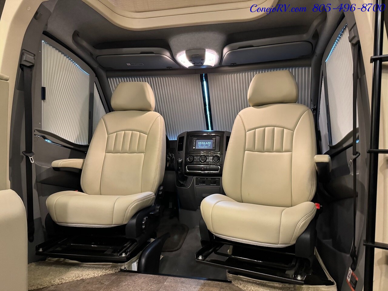 2016 Winnebago Navion 24J Slide-Out Mercedes Turbo Diesel   - Photo 32 - Thousand Oaks, CA 91360