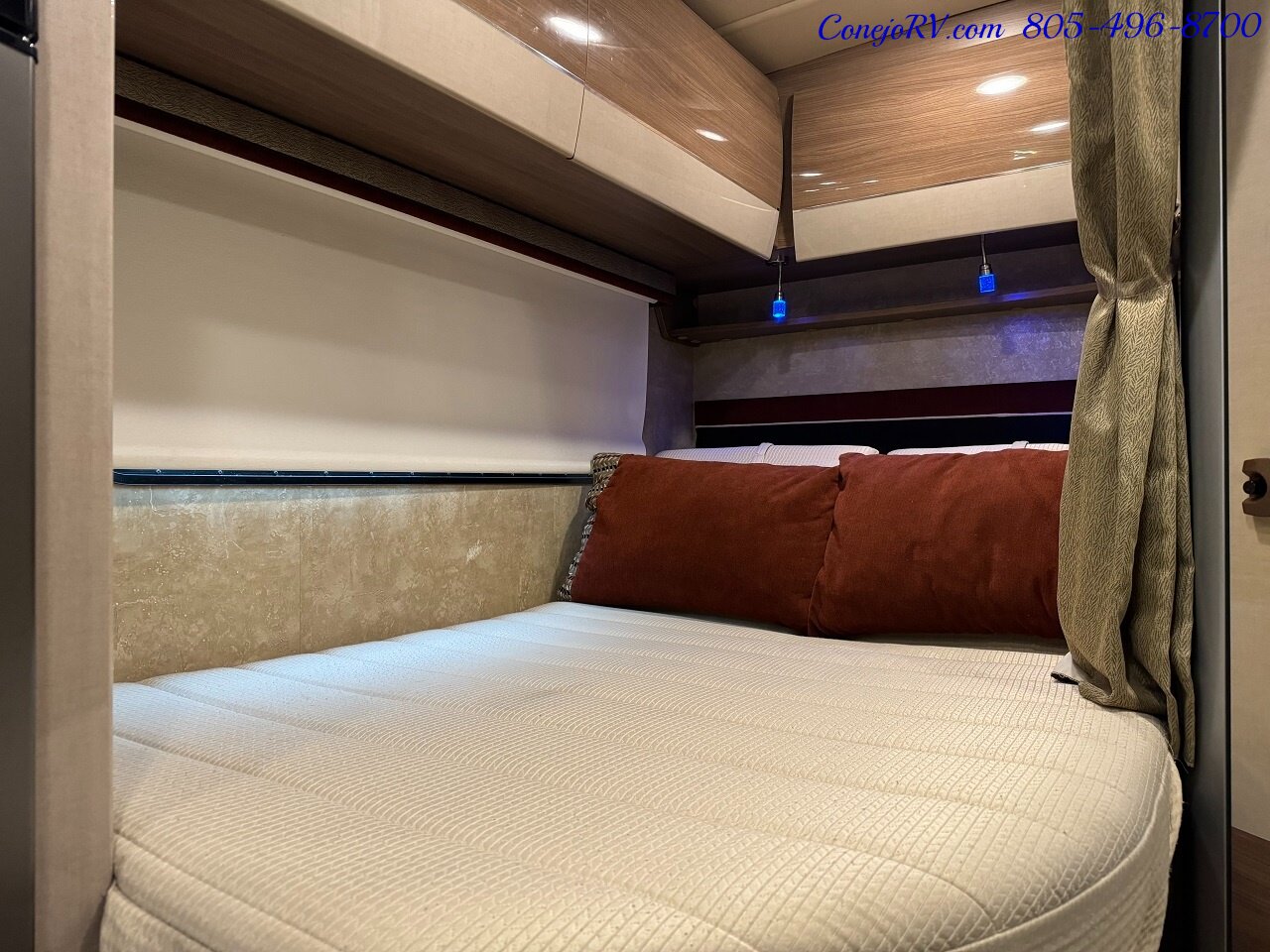 2016 Winnebago Navion 24J Slide-Out Mercedes Turbo Diesel   - Photo 22 - Thousand Oaks, CA 91360