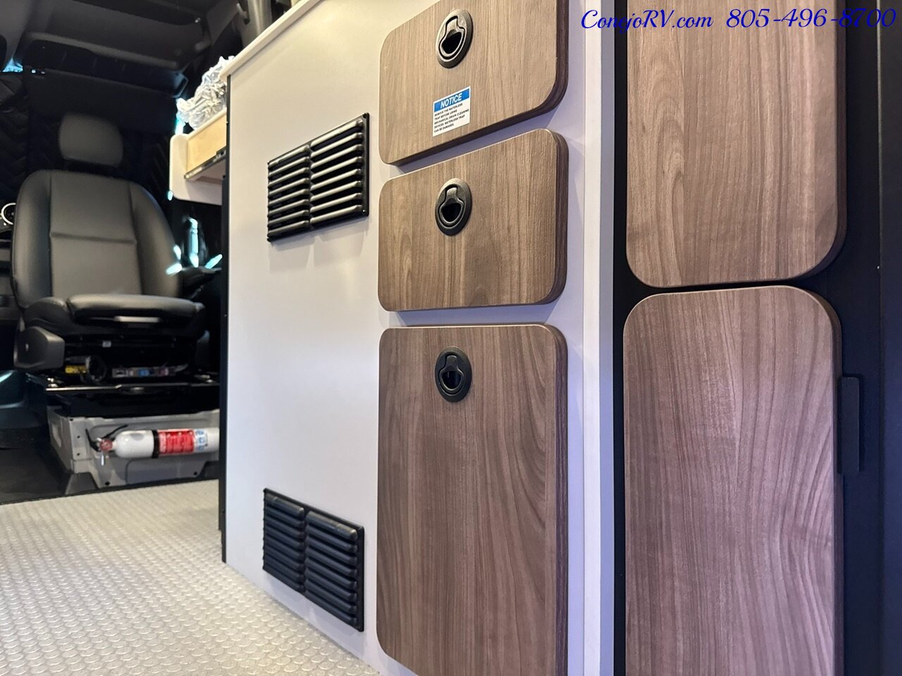 2025 Tiffin GH1 AWD 1 UP Series Sprinter Mercedes Turbo Diesel  Battle Born 810AH Lithium Ion Kit - Photo 16 - Thousand Oaks, CA 91360