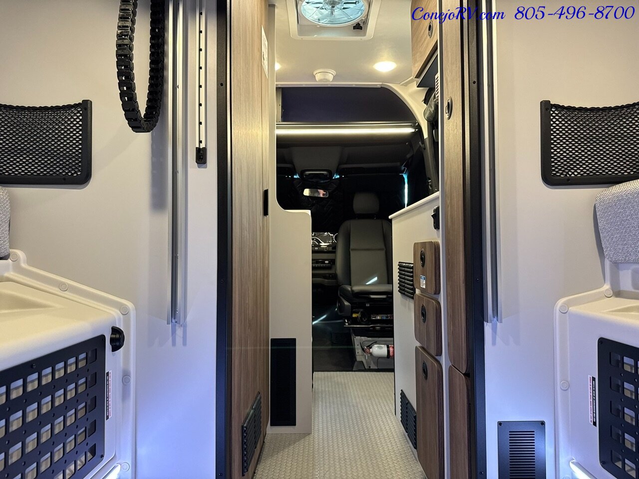 2025 Tiffin GH1 AWD 1 UP Series Sprinter Mercedes Turbo Diesel  Battle Born 810AH Lithium Ion Kit - Photo 28 - Thousand Oaks, CA 91360