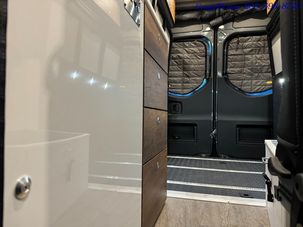 2024 Storyteller Overland Stealth Mode ***15K FACTORY REBATE!!!*** AWD Lithonics Lithium  System Mercedes Sprinter Turbo Diesel - Photo 13 - Thousand Oaks, CA 91360