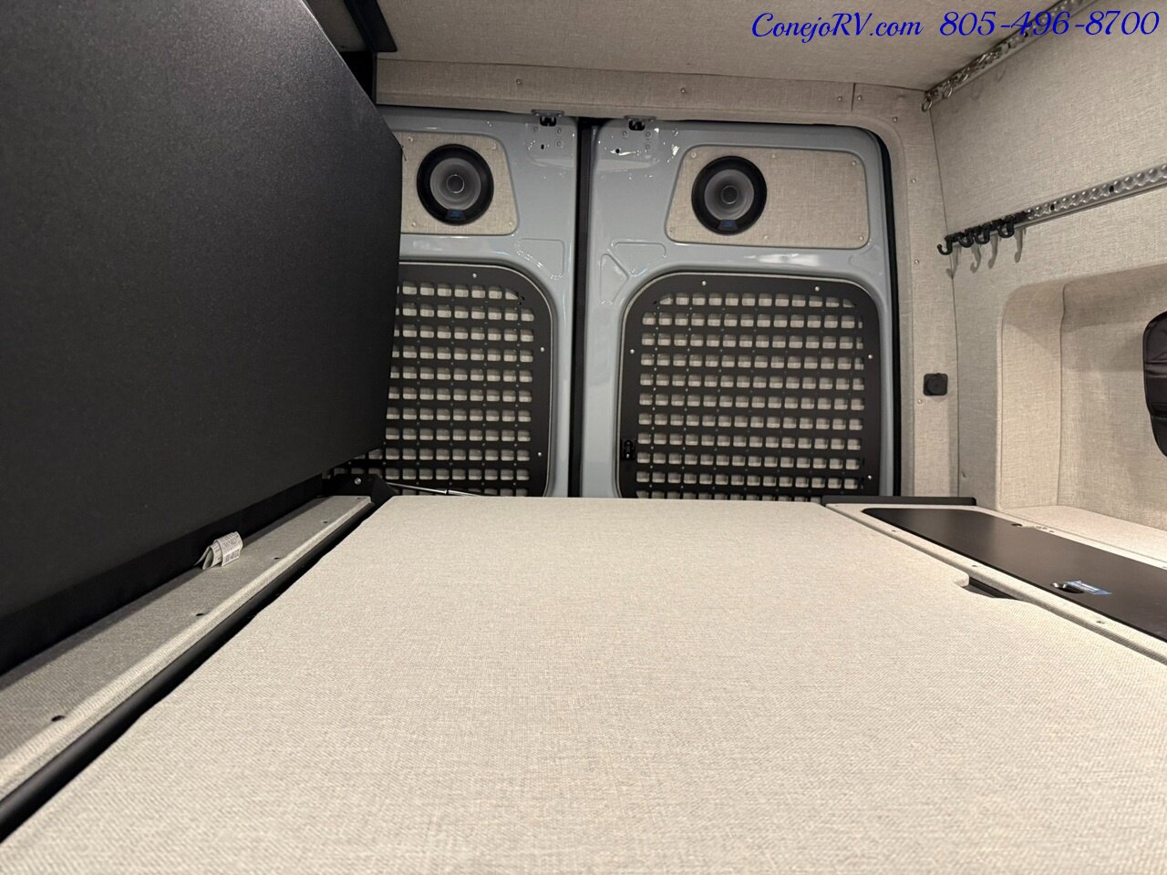 2026 Outside Van Overnight Pop Top Quad Captains Seats 620AH Lithionics  Lithium System Adventure Van - Photo 23 - Thousand Oaks, CA 91360
