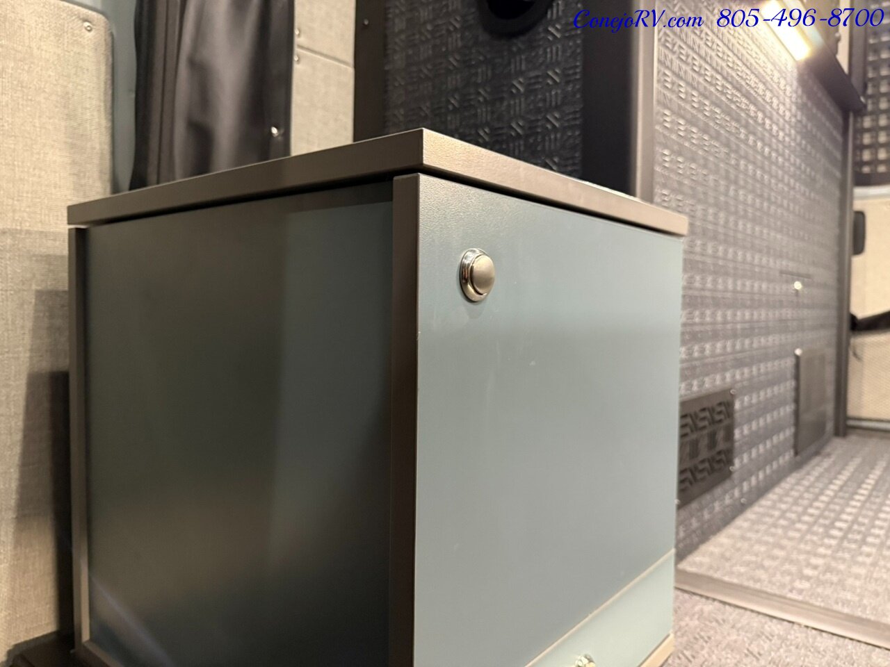 2026 Outside Van Overnight Pop Top Quad Captains Seats 620AH Lithionics  Lithium System Adventure Van - Photo 20 - Thousand Oaks, CA 91360