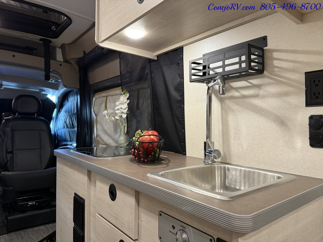 2026 Winnebago Solis 59PX New For 2026 REAR SOFA, Pop Top Full Galley  Adaptive Cruise Control - Photo 15 - Thousand Oaks, CA 91360