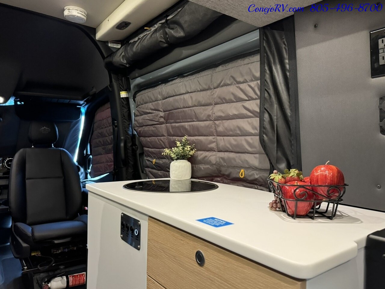 2025 Storyteller Overland Classic Mode OG AWD Lithonics Lithium System Mercedes Sprinter Tur   - Photo 18 - Thousand Oaks, CA 91360