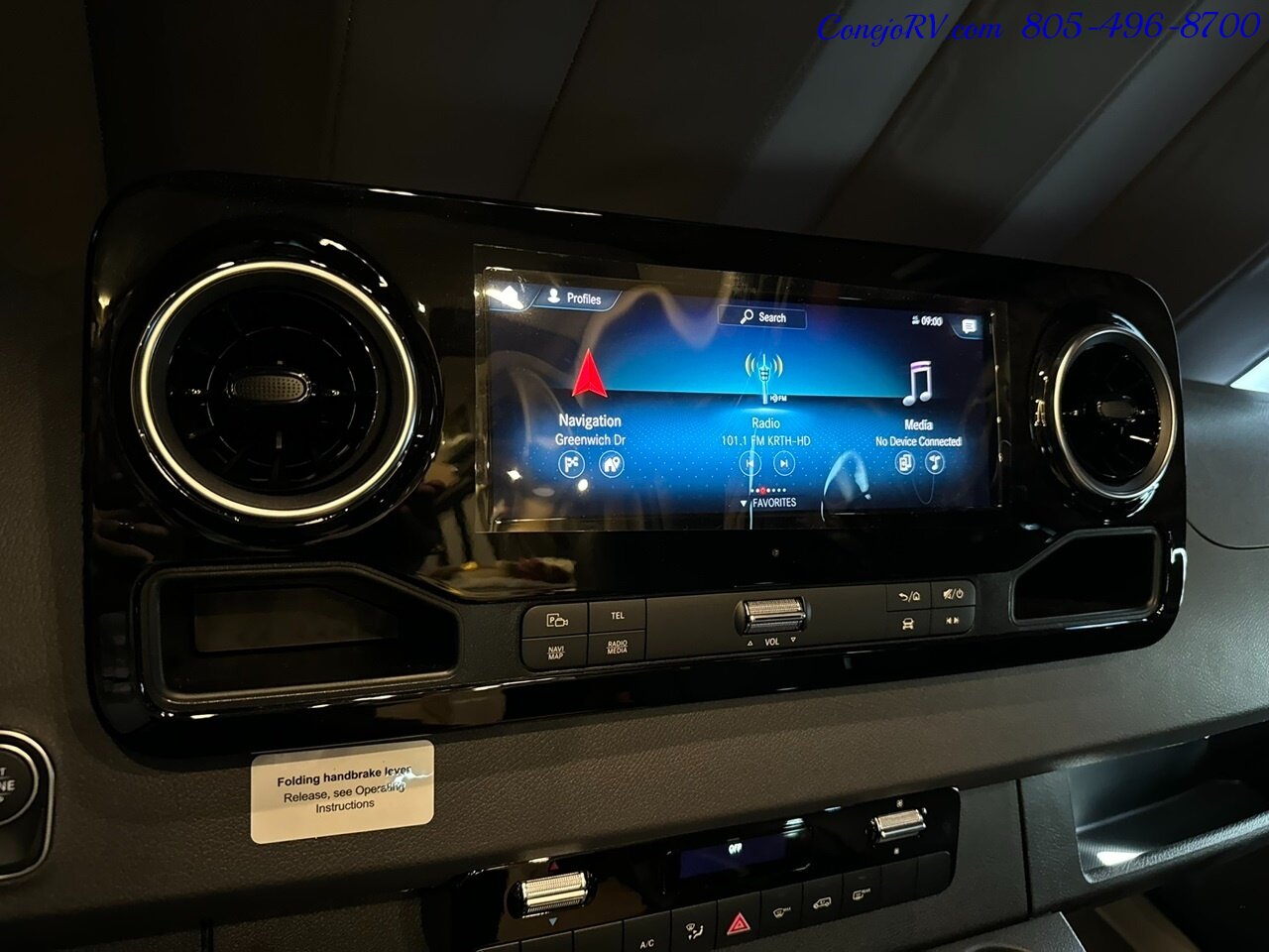 2025 Storyteller Overland Classic Mode OG AWD Lithonics Lithium System Mercedes Sprinter Tur   - Photo 37 - Thousand Oaks, CA 91360