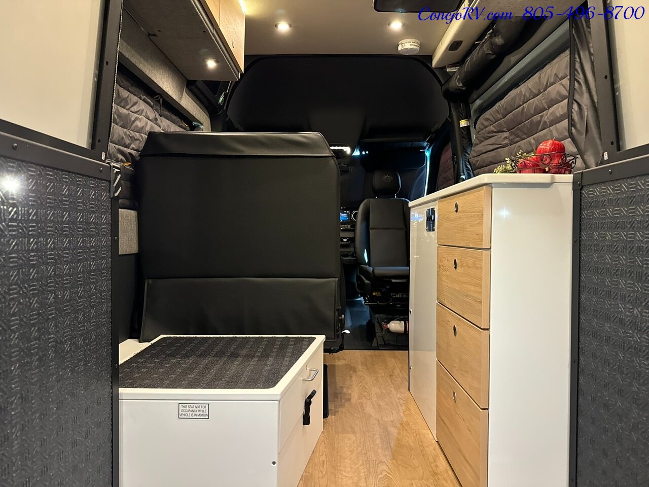 2025 Storyteller Overland Classic Mode OG AWD Lithonics Lithium System Mercedes Sprinter Tur   - Photo 30 - Thousand Oaks, CA 91360