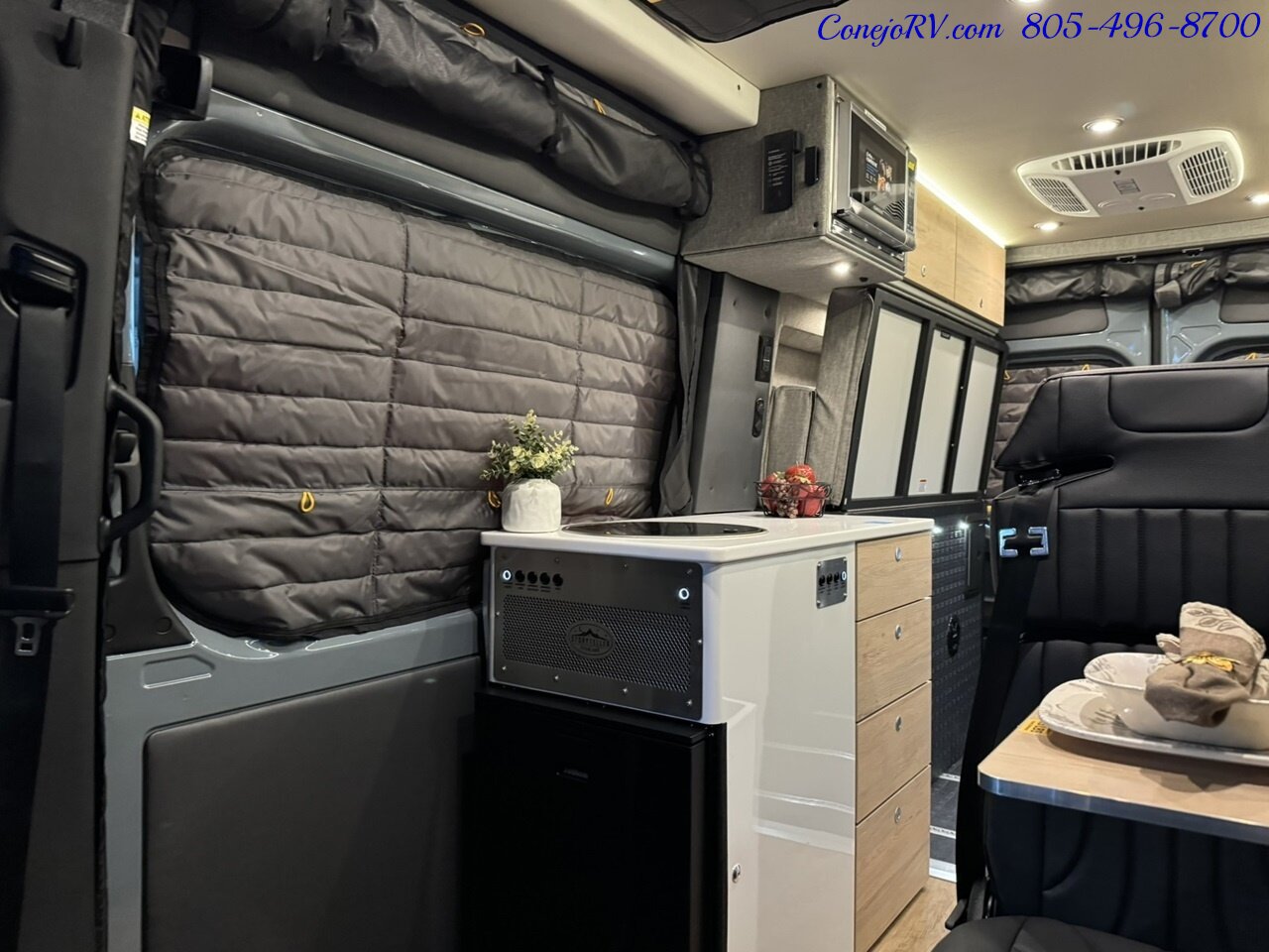 2025 Storyteller Overland Classic Mode OG AWD Lithonics Lithium System Mercedes Sprinter Tur   - Photo 7 - Thousand Oaks, CA 91360