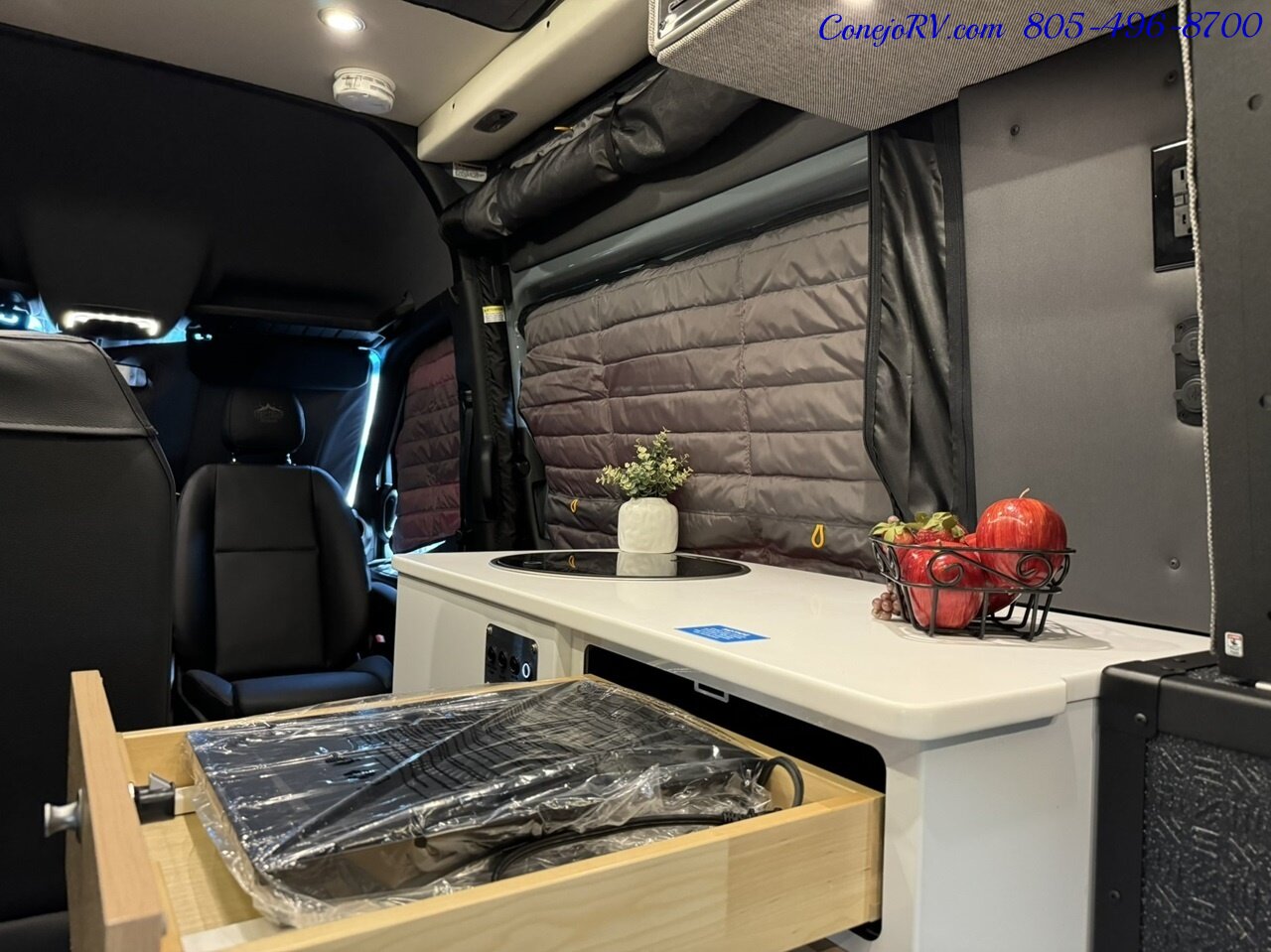 2025 Storyteller Overland Classic Mode OG AWD Lithonics Lithium System Mercedes Sprinter Tur   - Photo 19 - Thousand Oaks, CA 91360